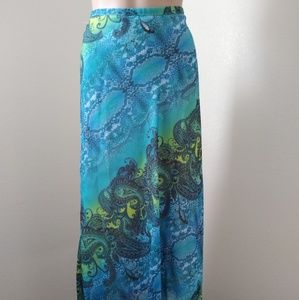 One world long skirt